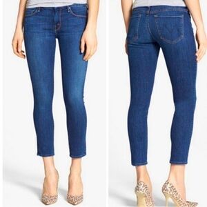 MOTHER “The Looker” Blue Jeans in Flowers From Storm Wash